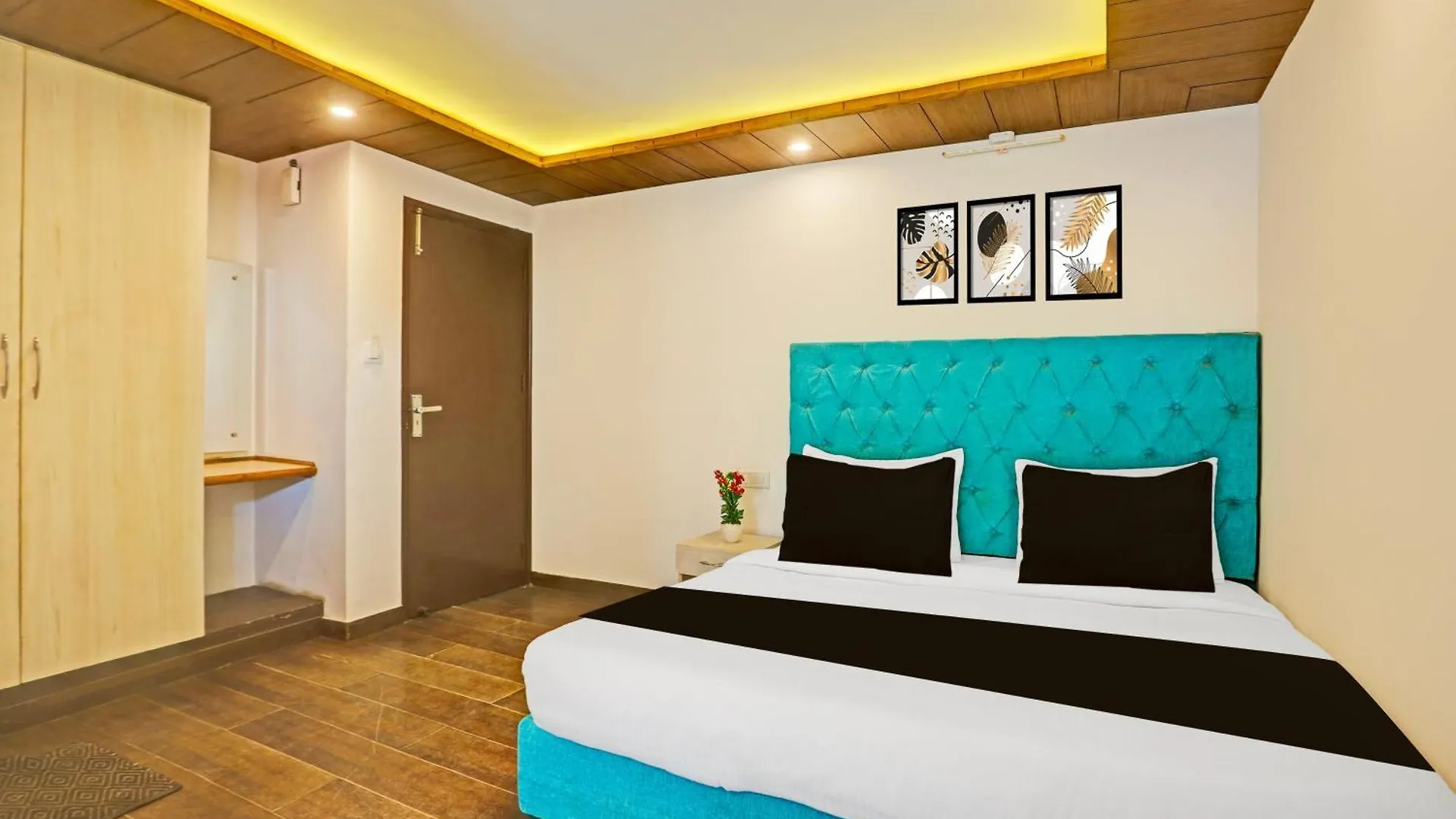 Townhouse Oak Isbt Formerly The Hotel Horizon Shimla 4*,
