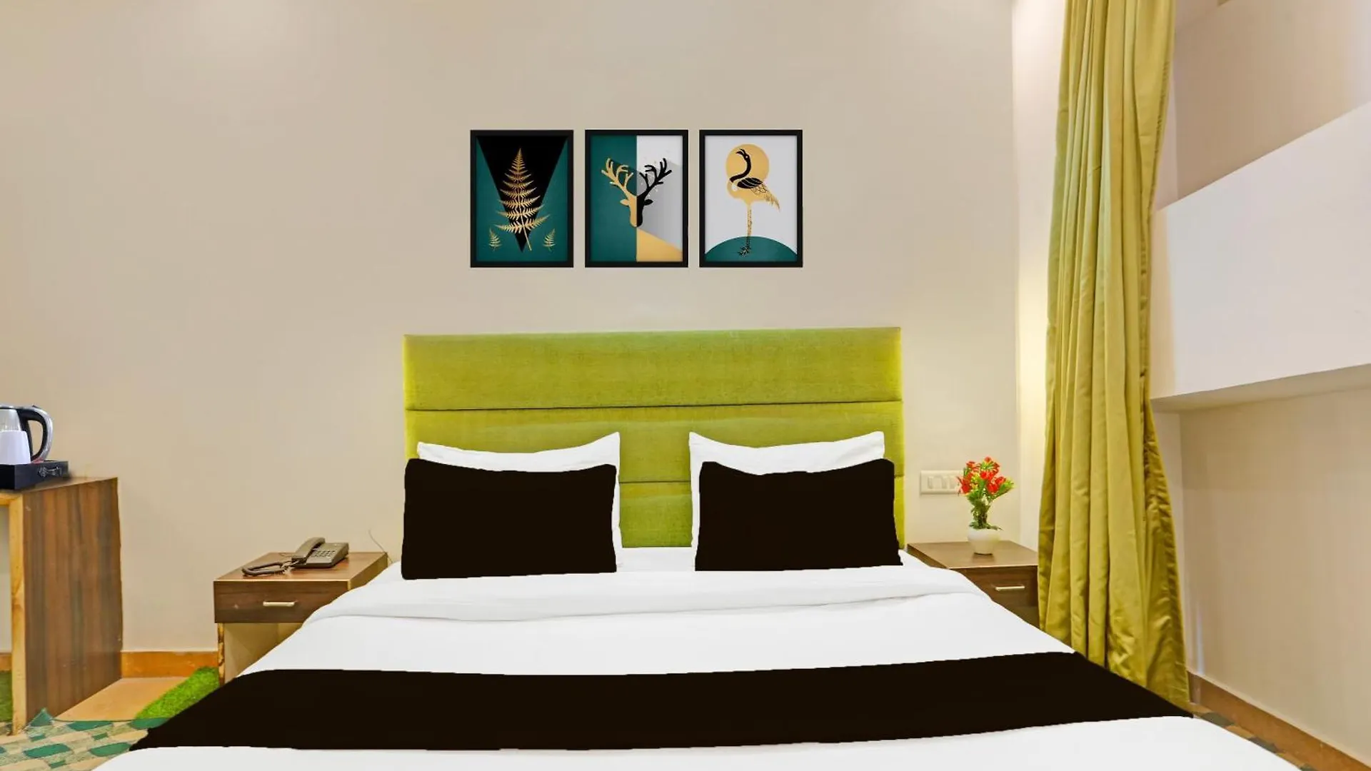 Townhouse Oak Isbt Formerly The Hotel Horizon Shimla 4*,